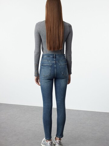 Trendyol Skinny Jeans in Blauw