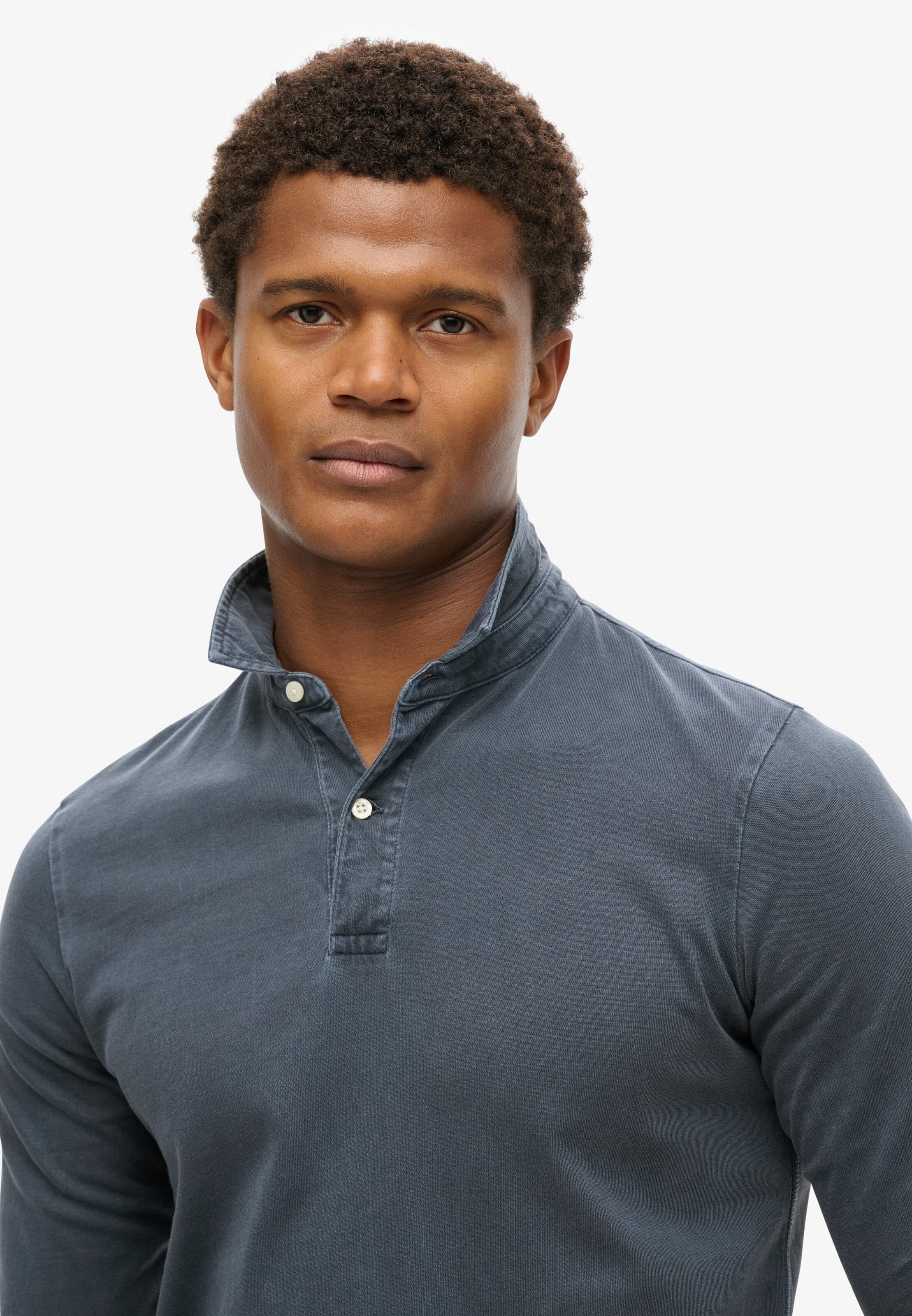 T-Shirt ' Studios' Superdry en bleu