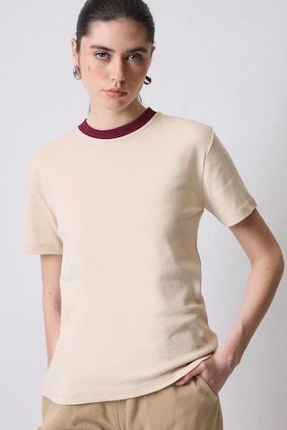 Touche Prive Shirt in Beige: front