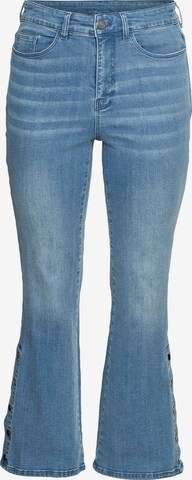 SHEEGO - Bootcut Vaquero en azul: frente