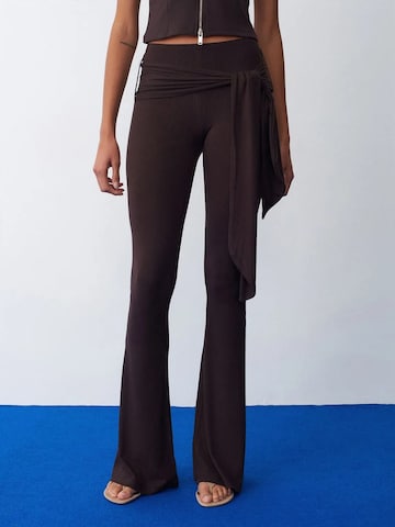 Dilvin Flared Pants in Brown