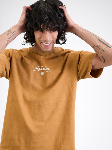 JACK & JONES Μπλουζάκι 'AXTON' σε καφέ