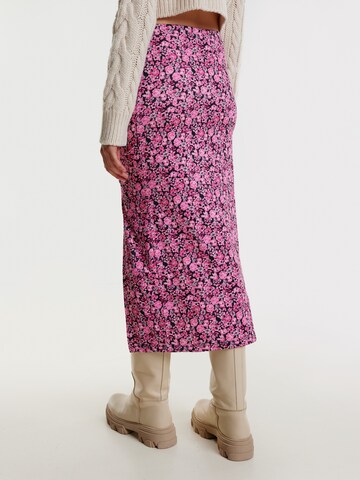 EDITED Skirt 'Ourania' in Pink