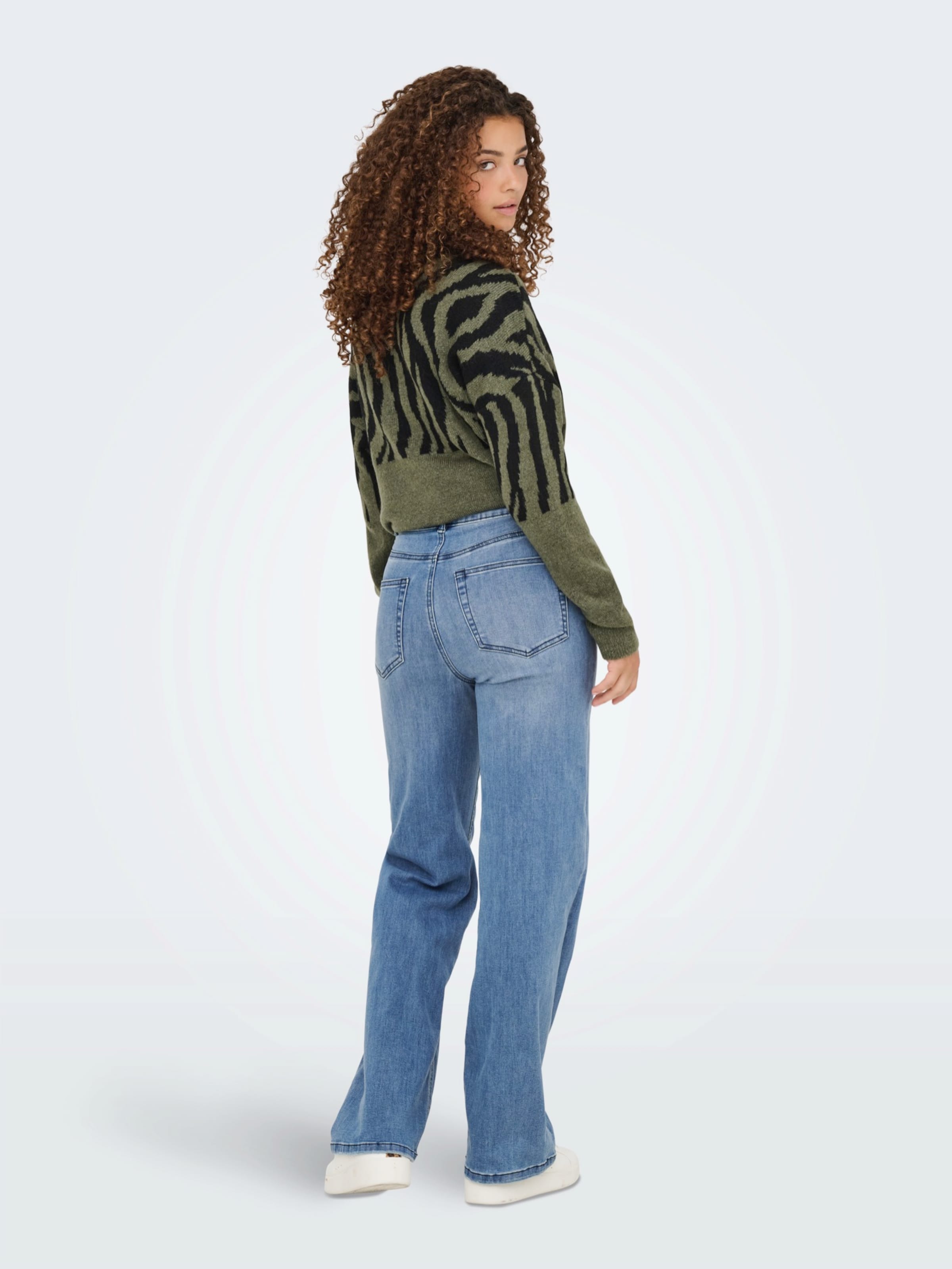 ONLY ONLJUICY WAUW WIDE - Wide leg - medium blue denim/blauw denim/bluedenim