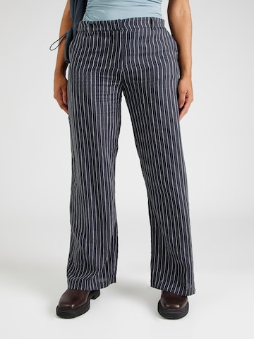 regular Pantaloni di WEEKDAY in grigio: frontale