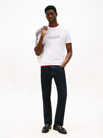 TOMMY HILFIGER T-shirt 'BRAND LOVE' i vit