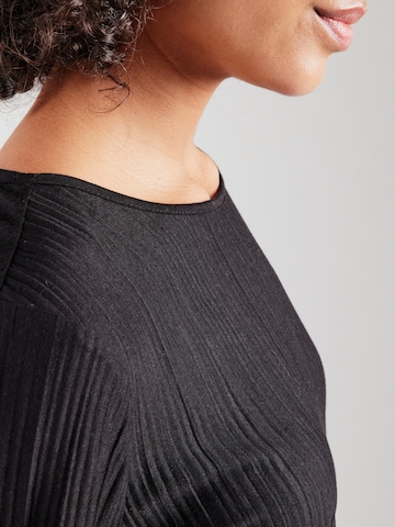 Hailys - Camiseta 'Pe44nelope' en negro