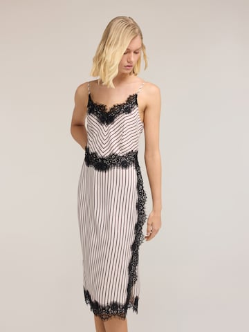 MOTIVI Kleid‌‌‌‌‌‌‌‌ in Schwarz