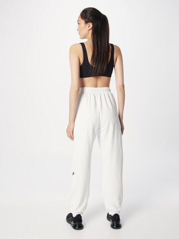 Nike Sportswear Regular Pants in White