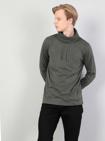 Colin's Shirt in Groen