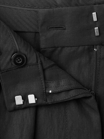 MANGO Zvonové kalhoty Kalhoty se sklady v pase 'Marga' – černá