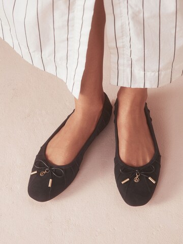 B by Ted Baker Ballerina in Blauw