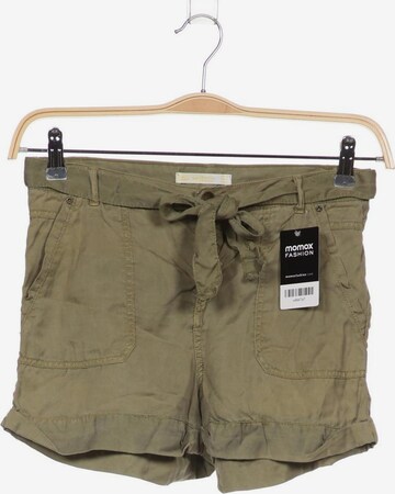 Bershka Shorts S in Grün: predná strana