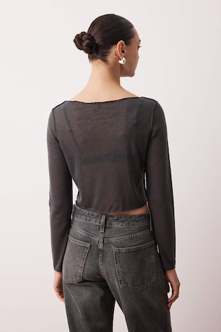 Trendyol - Camiseta en gris