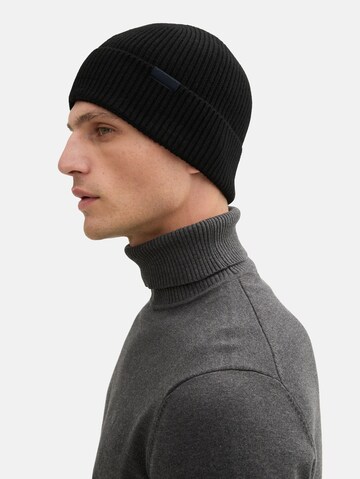 TOM TAILOR Beanie in Black: front