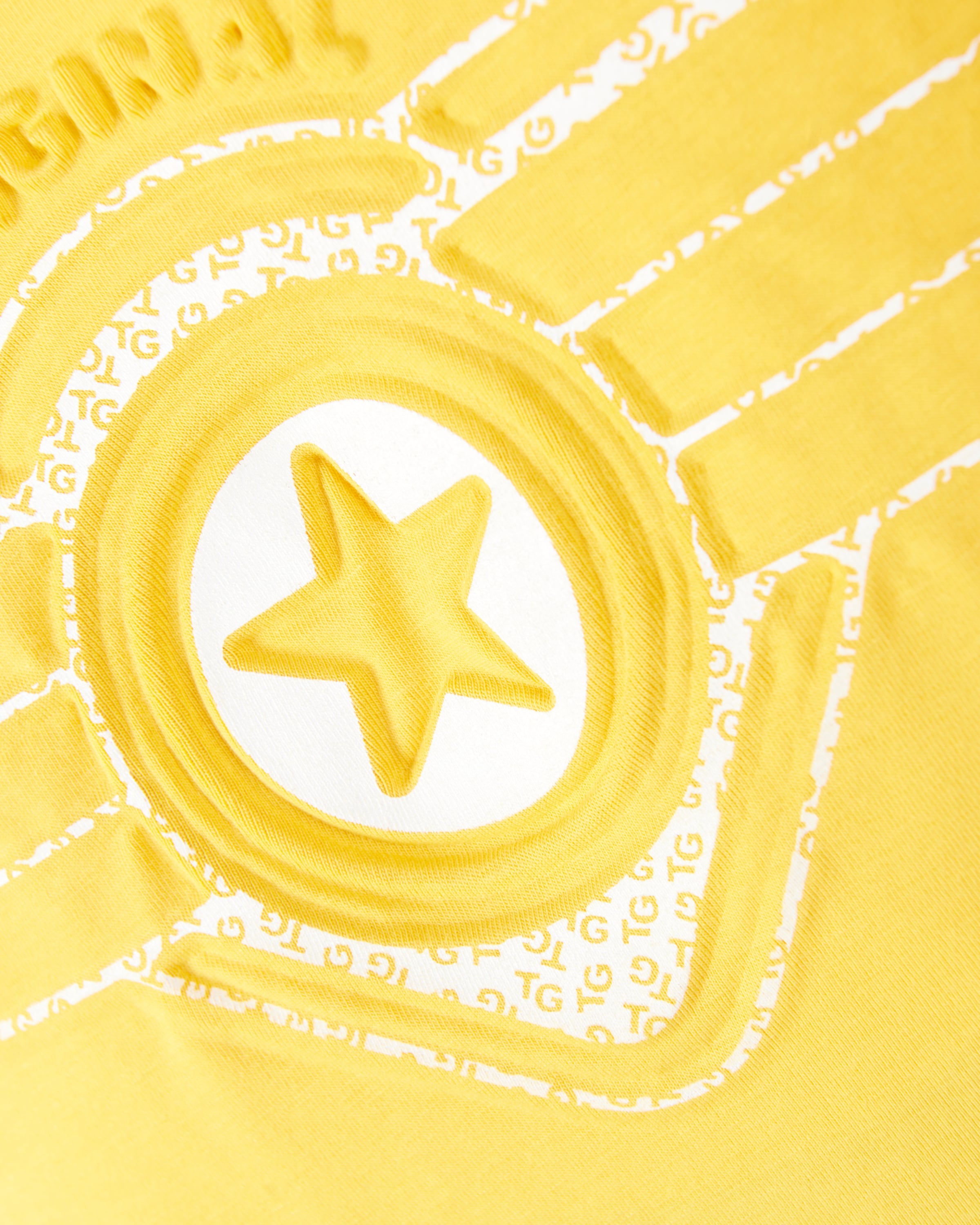 TOP GUN Shirt in Yellow