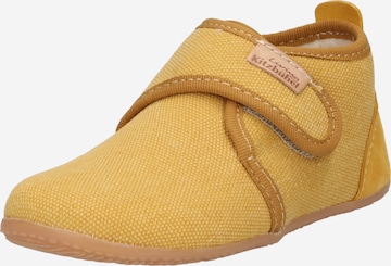 Living Kitzbühel Slippers in Yellow: front