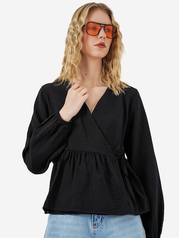 Bigdart Blouse in Zwart