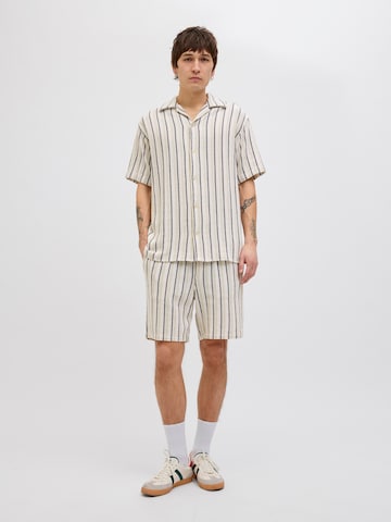 JACK & JONES Loose fit Trousers in Beige