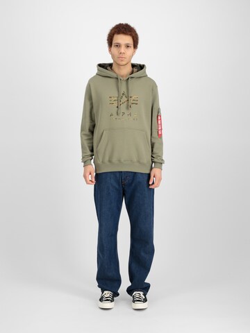 ALPHA INDUSTRIES Свитшот в Зеленый