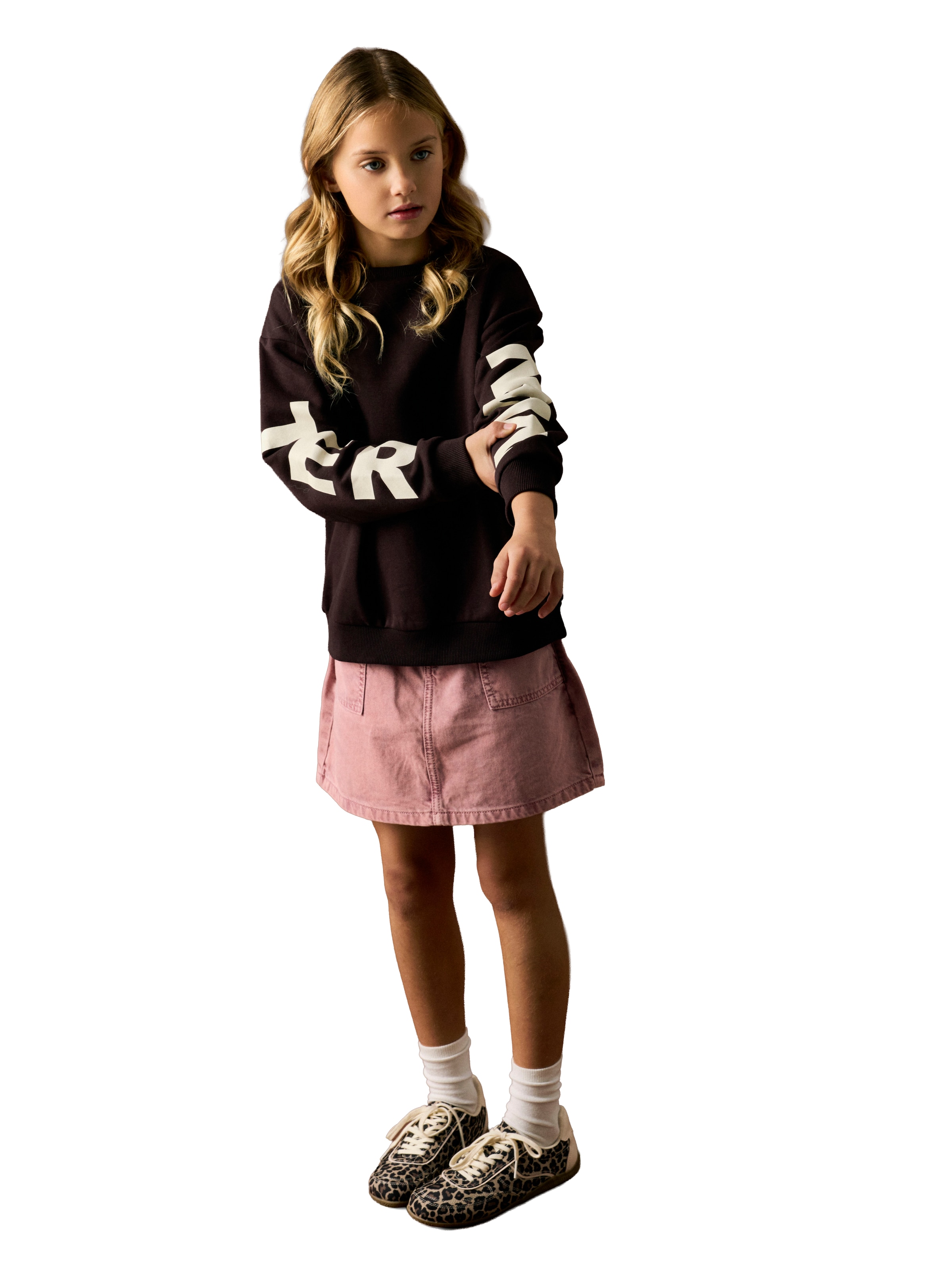 NAME IT Sweatshirt 'NKFNOKKI' in Brown: front