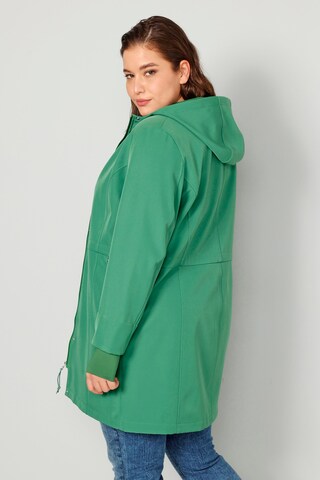 Veste fonctionnelle Angel of Style en vert