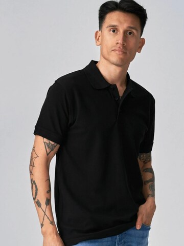 Coupe regular Chemise ' Basic Polo ' TEESHOPPEN en noir : devant