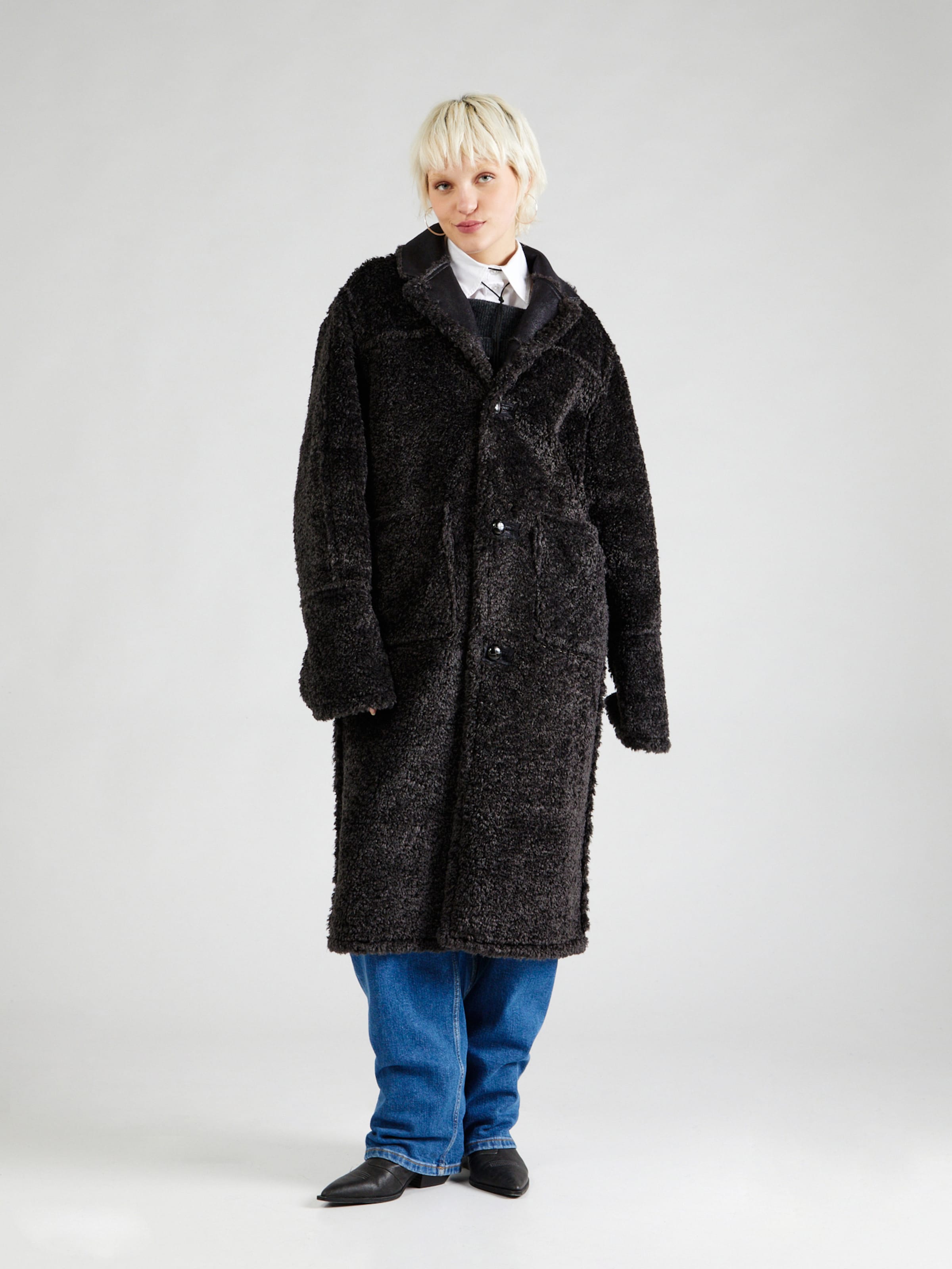 Urban outfitters top bear coat