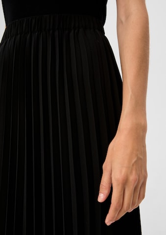 s.Oliver BLACK LABEL Skirt in Black