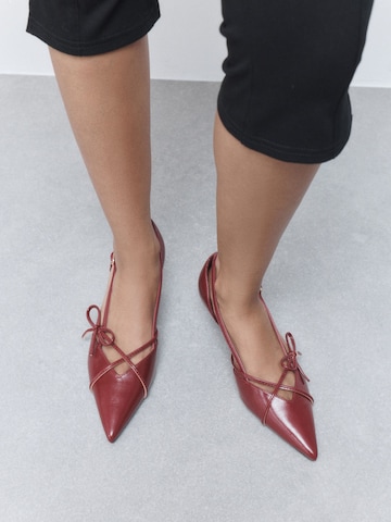 Next Pumps in Rot