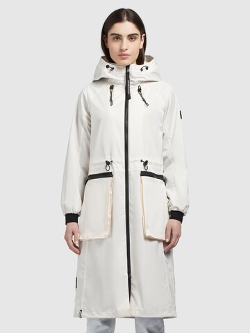 khujo Between-Seasons Coat 'Paxi' in White: front