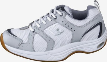 CHUNG SHI Sneakers in Grey: front