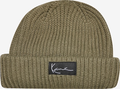 Karl Kani Bonnet 'Signature Fisherman Beanie' en olive, Vue avec produit