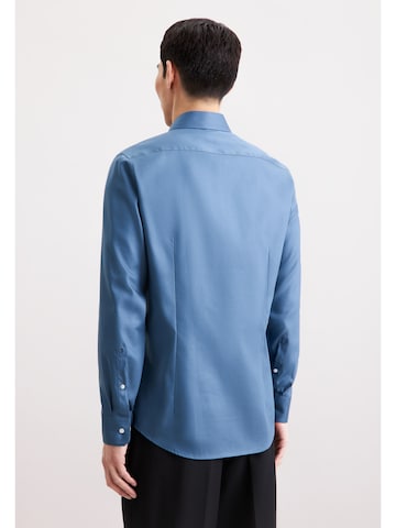 Coupe regular Chemise business 'Schwarze Rose' SEIDENSTICKER en bleu