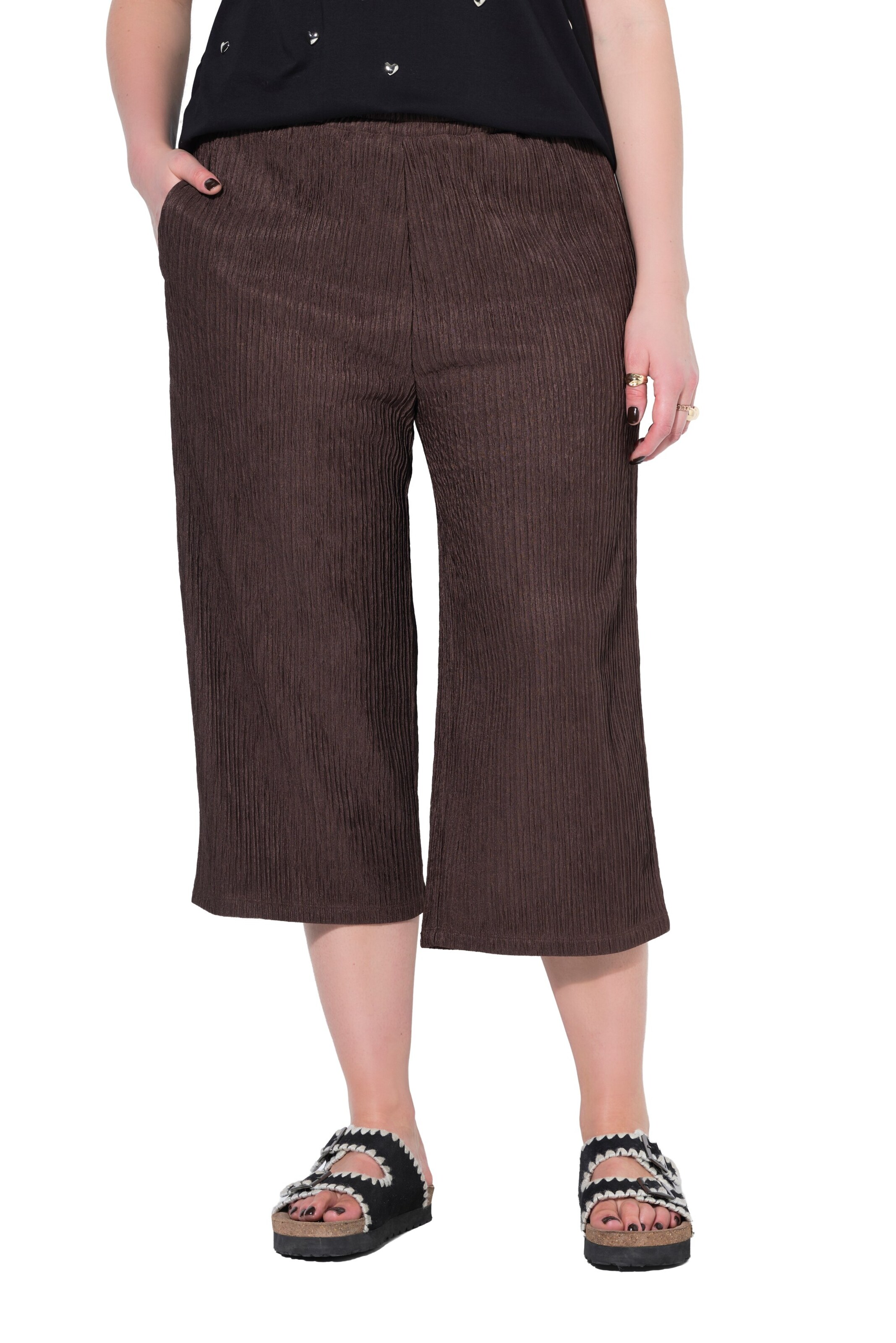 Studio Untold Wide leg Broek in Bruin: voorkant