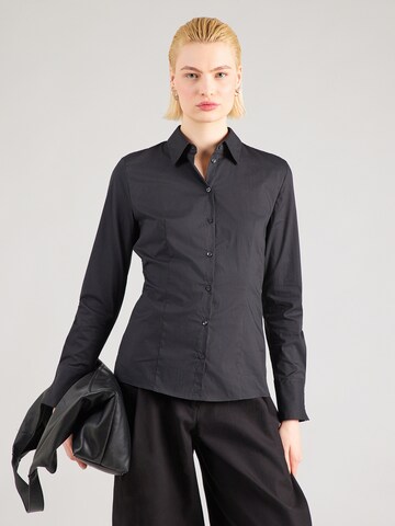 HUGO Halenka – černá: přední strana