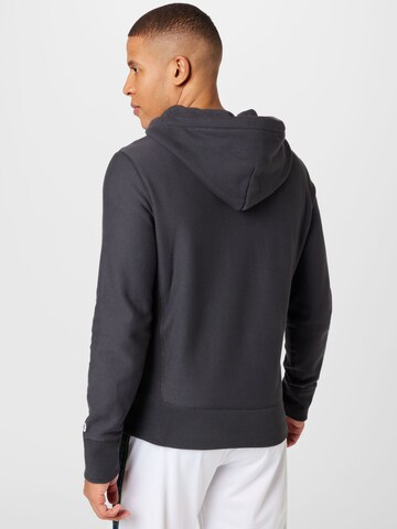 Champion Reverse Weave Sweatshirt in Black