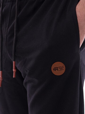 Reslad Regular Sporthose 'mit Brandpatch' in 