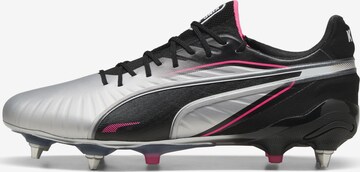 Chaussure de foot 'King Ultimate' PUMA en argent : devant