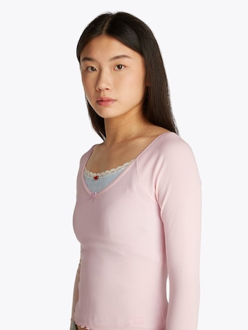 Tommy Jeans Shirt in Pink