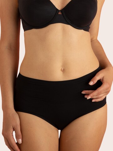 Royal Lounge Intimates Boyshorts 'High Fit' in Black: front