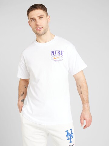 T-Shirt Nike Sportswear en blanc