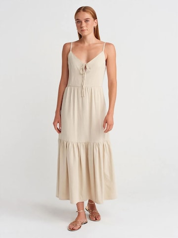 Dilvin - Vestido em bege: frente