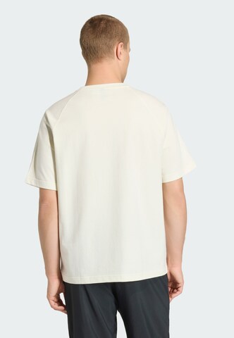 ADIDAS PERFORMANCE - Camiseta funcional 'Amg' en blanco