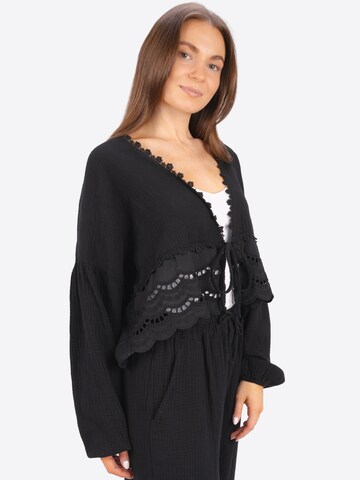 Seasons of April Blouse 'Laura' in Zwart