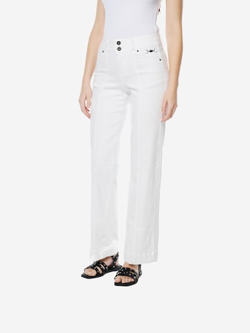 KOROSHI Szabványos Redős farmer - fehér