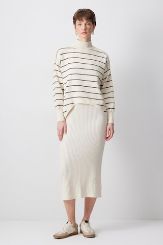 Touche Prive Trui in Beige