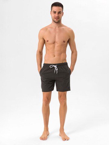 Shorts de bain Daniel Hills en vert