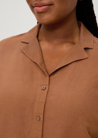 TRIANGLE Bluse i brun