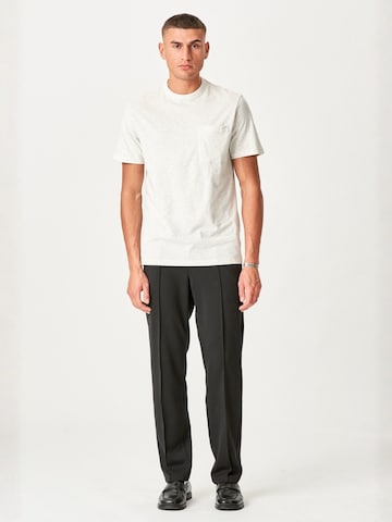 Coupe regular Chemise ' T-Shirt ' TEESHOPPEN en blanc